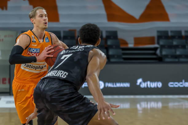 认为朱辰杰 认为朱辰杰