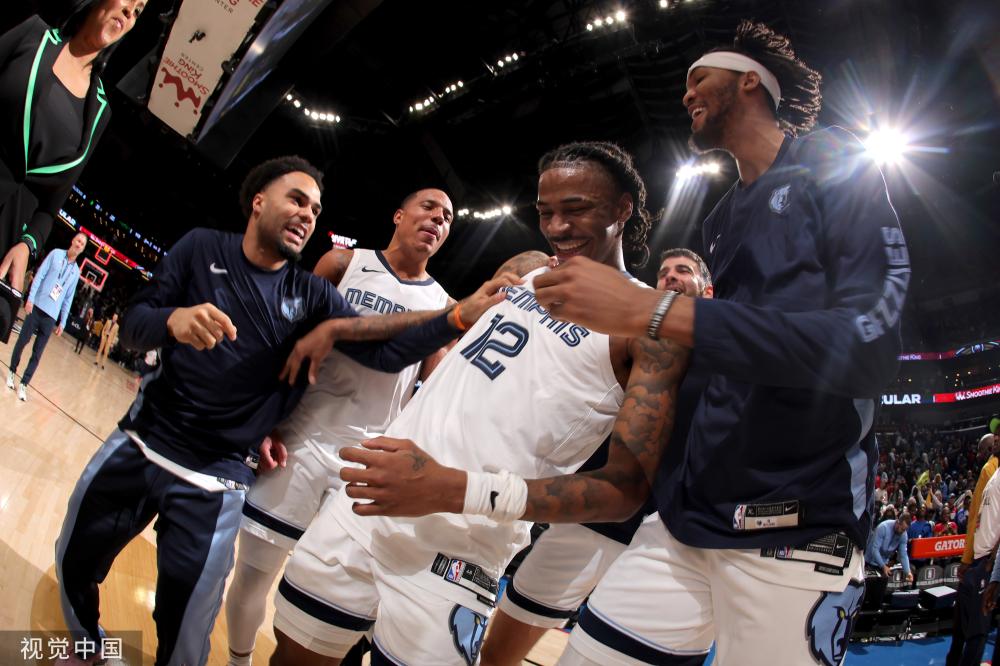 足球事业中 足球事业中